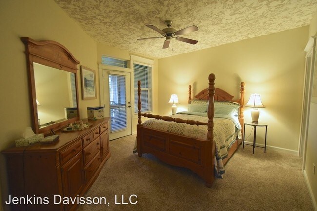 Foto del edificio - 3175 Summerlinn Dr
