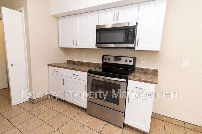 Foto del edificio - 3101 Ellis Ave