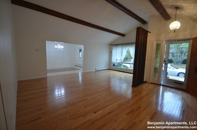 Foto del edificio - 20 Mossdale Rd