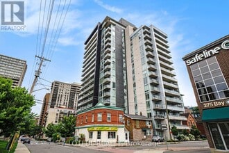 Building Photo - 255-1255 Bay St