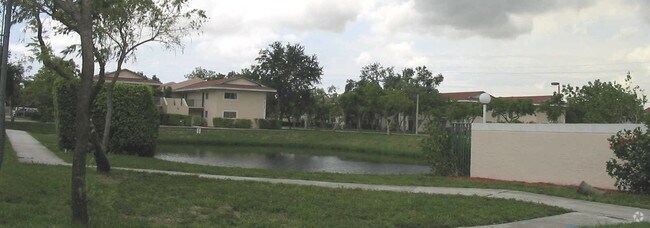 Foto del edificio - Lakeside At Tamarac