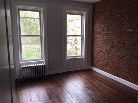 Building Photo - 1191 Halsey St