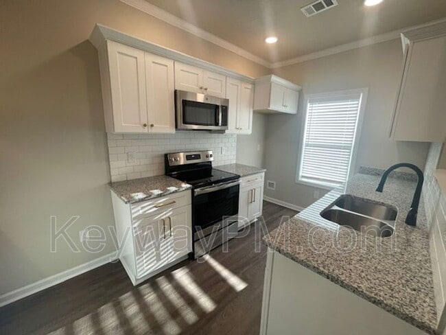 Foto del edificio - 5017 Greer Dr