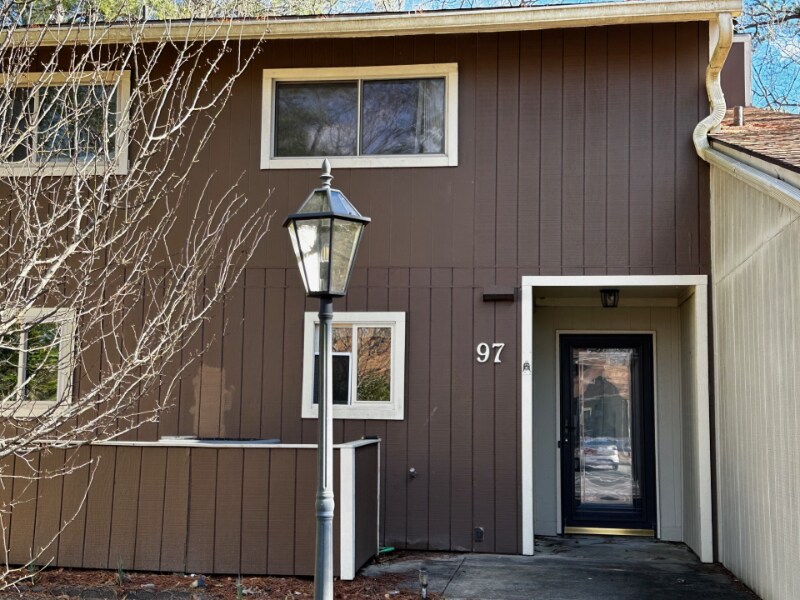 97 Quarterdeck Townhouses, New Bern, NC 28562 Townhome Rentals in New Bern NC