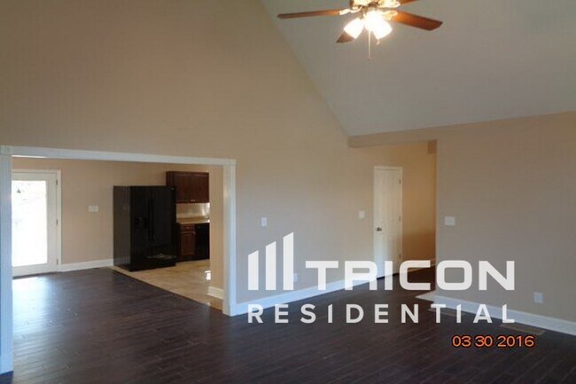 Foto del edificio - 2310 Mills Wood Run