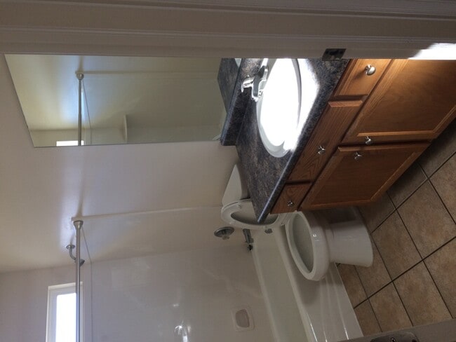 Foto del edificio - 1884 Shepard Ln