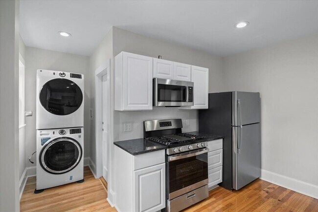 Building Photo - 22 Eldridge Rd