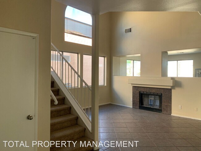 Building Photo - 3 br, 2.5 bath House - 2436 Silver Shadow Dr.