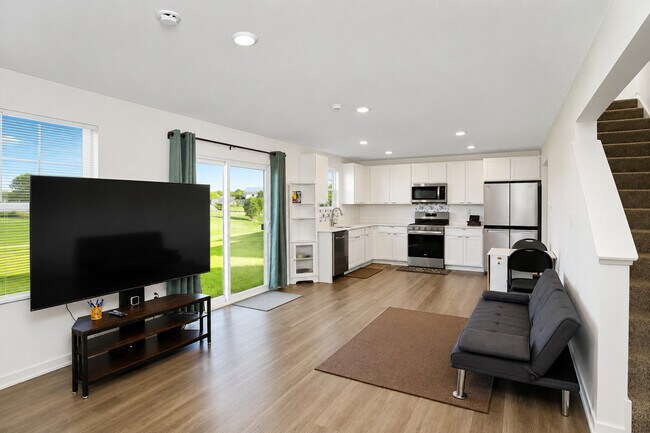 Foto del edificio - 101 Fieldcrest Ave
