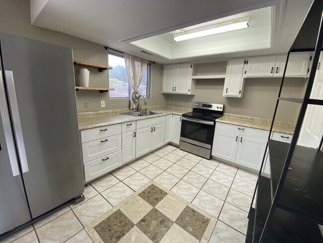 Foto del edificio - 4-Bedroom Retreat in Saint George – Cozy a...