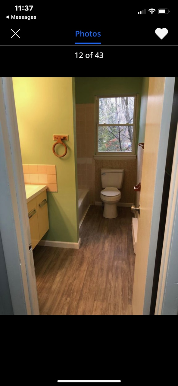 Building Photo - 598 Chestnut St Building Photo - 598 Chestnut St