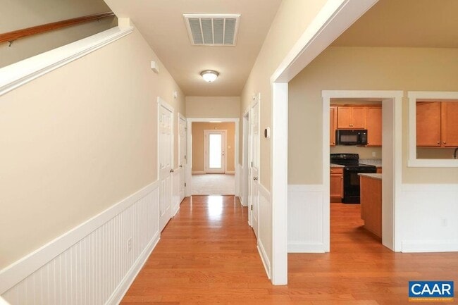 Foto del edificio - 328 Marquette Ct