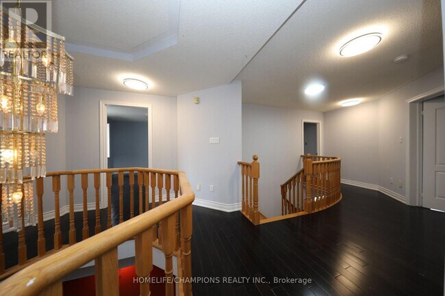 Photo du bâtiment - 71 Boulderbrook Dr