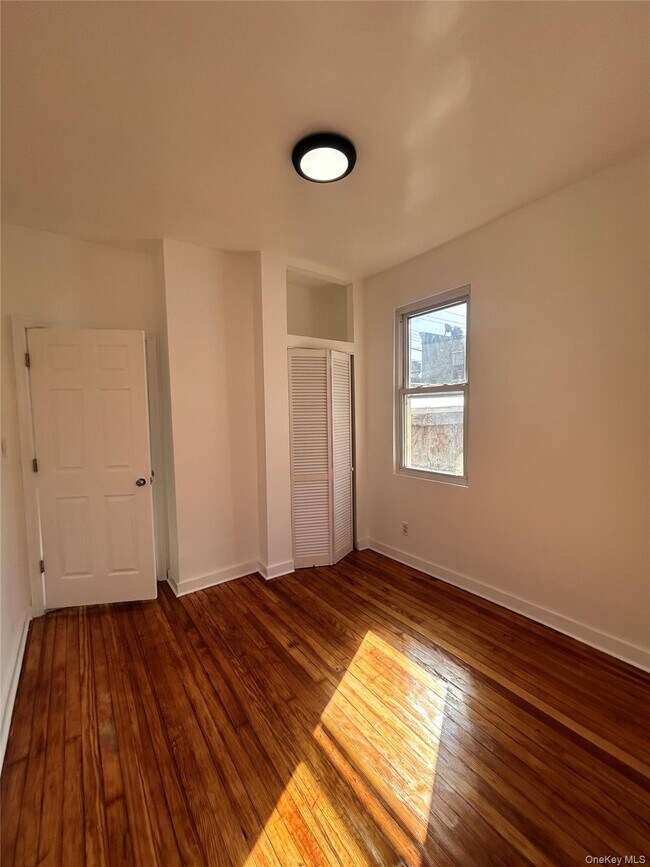 Foto del edificio - 13-32 130th St