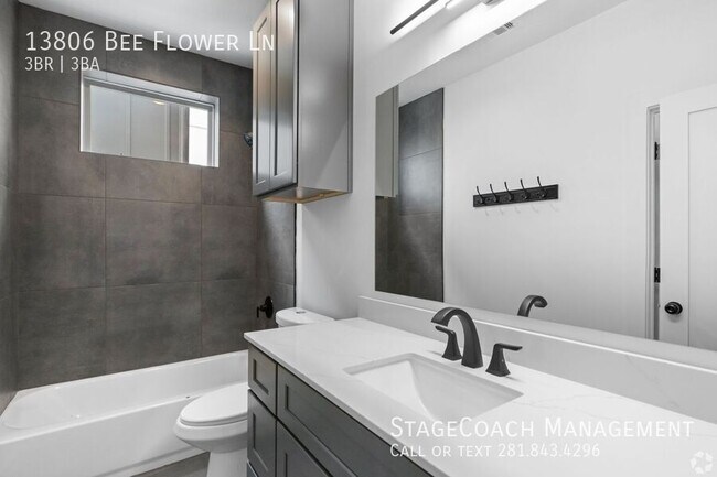 Foto del edificio - 13806 Bee Flower Ln
