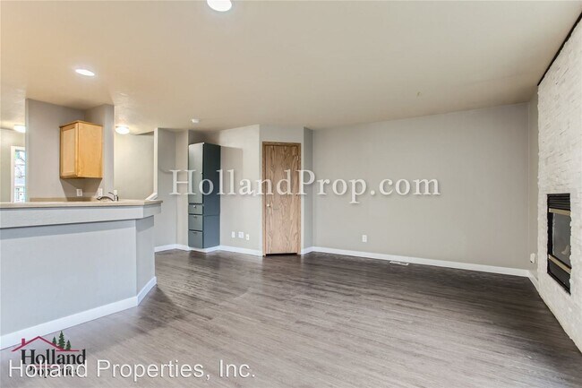 Foto del edificio - 3 br, 2.5 bath House - 16971 SW Florence St