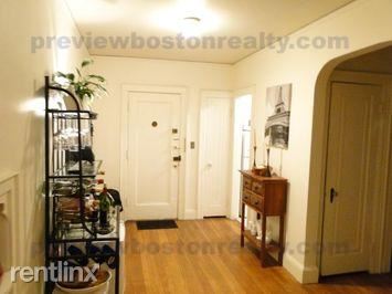 Primary Photo - 2045 Commonwealth Ave