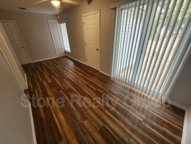 Foto del edificio - 2607 S 8th St