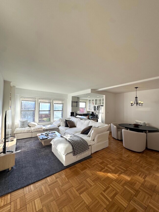 Foto del edificio - 2500 Q St NW