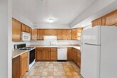 Primary Photo - 10423 Balmoral Dr