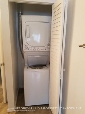 Foto del edificio - 2 bedroom in San Diego CA 91945