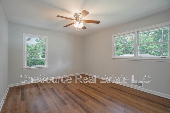 Building Photo - 1248 Cliffwood Drive