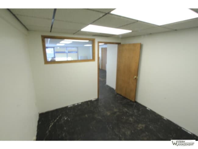 Building Photo - 710 Grand Ave