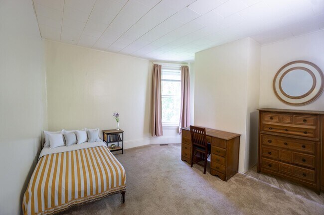 Foto del edificio - 113 Comstock Pl