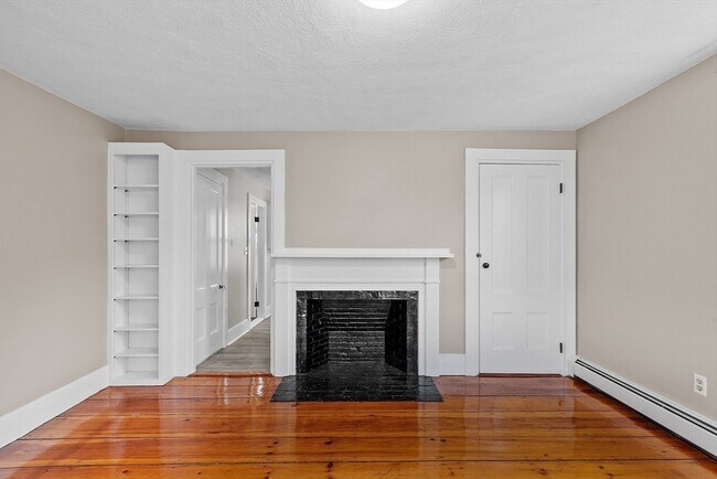 Building Photo - 189 Andover St