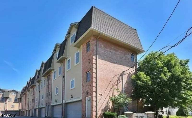 Primary Photo - 308 Hamilton Pl