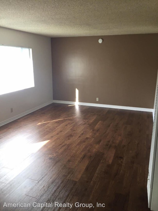 Building Photo - 10516 Arrington Ave