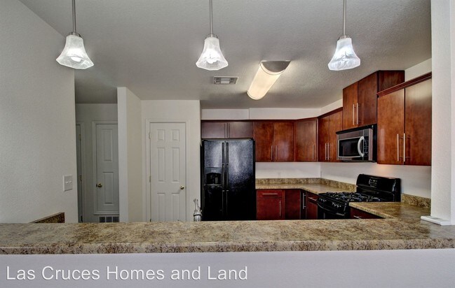 Building Photo - 3 br, 2 bath House - 4465 Valle Del Luz