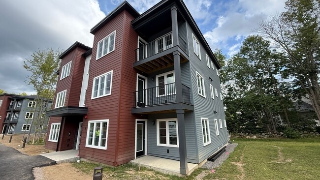 Foto del edificio - Welcome to The Preserve at Normand Court