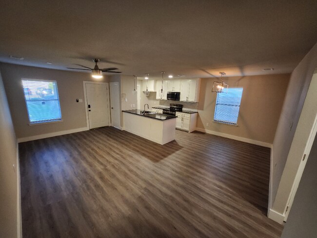 Foto del edificio - 2630 Frazier Ave