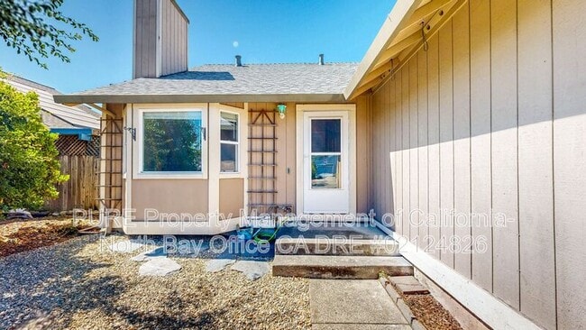 Building Photo - 1935 Commons Ct