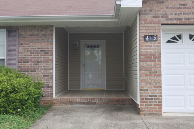 Building Photo - 415 Faulkner Dr