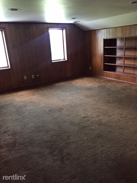 Building Photo - 730 Eastlake Dr