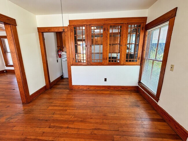 Foto del edificio - 58 Oak St