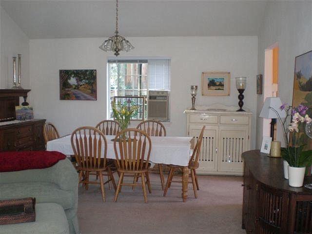 Building Photo - 1 bedroom in Redwood City CA 94062