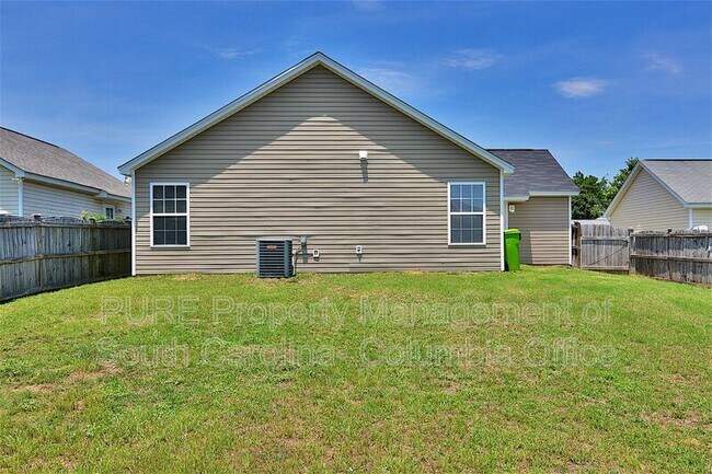 Building Photo - 321 Legend Oaks Dr