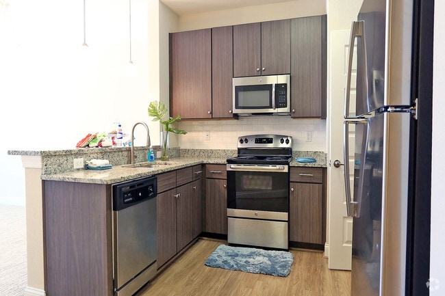 Interior Photo - Harbor Vista at Crawford Street