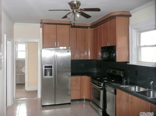 Foto del edificio - 108-37-108-70 70th Ave