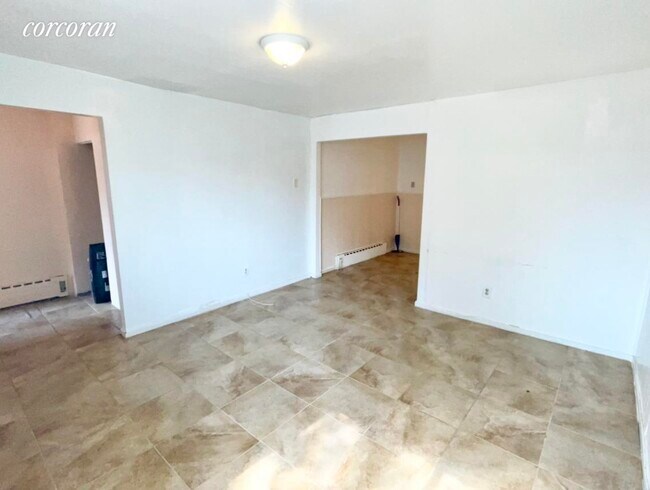 Building Photo - 3432 Tiemann Ave