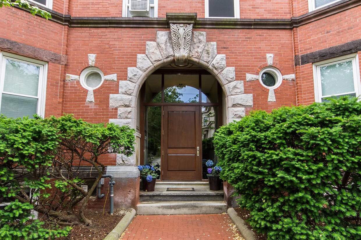 Foto principal - 1 bedroom 1 bathroom Available