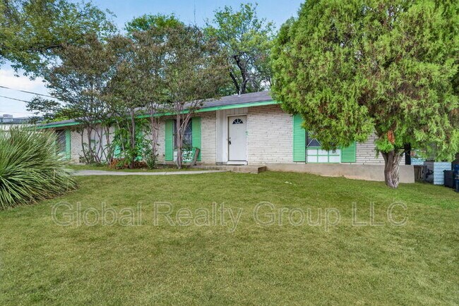 Building Photo - 103 Brettonwood Dr