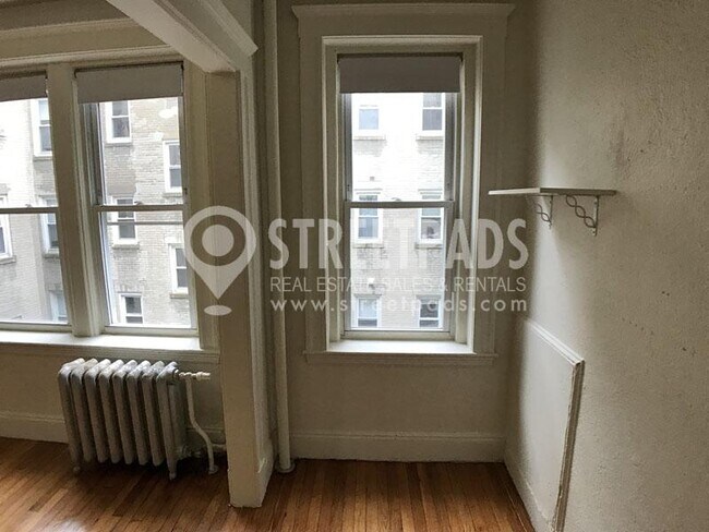 Foto del edificio - bedroom in Boston MA 02215