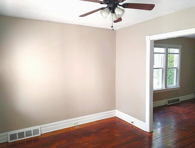 Foto del edificio - 513 Hanover St