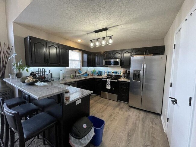 Foto del edificio - 3526 NW 70th St
