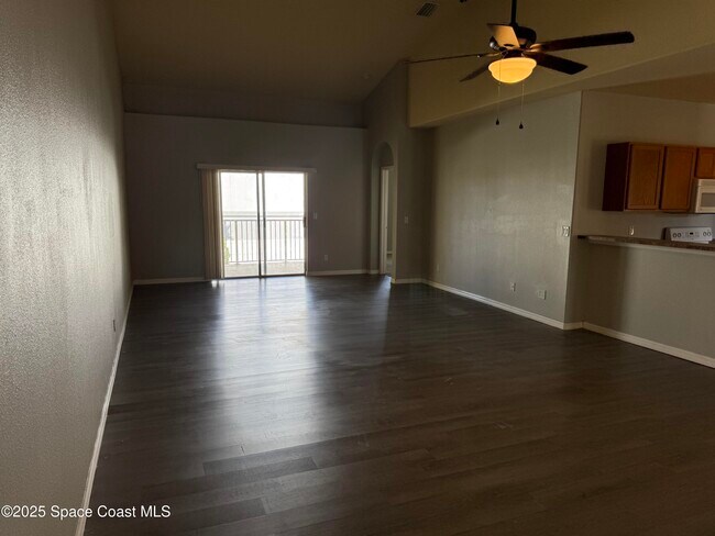 Foto del edificio - 916 Ocaso Ln