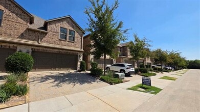 Building Photo - 6416 Hermosa Dr